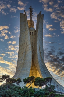 Alger - Monument aux Martyrs 