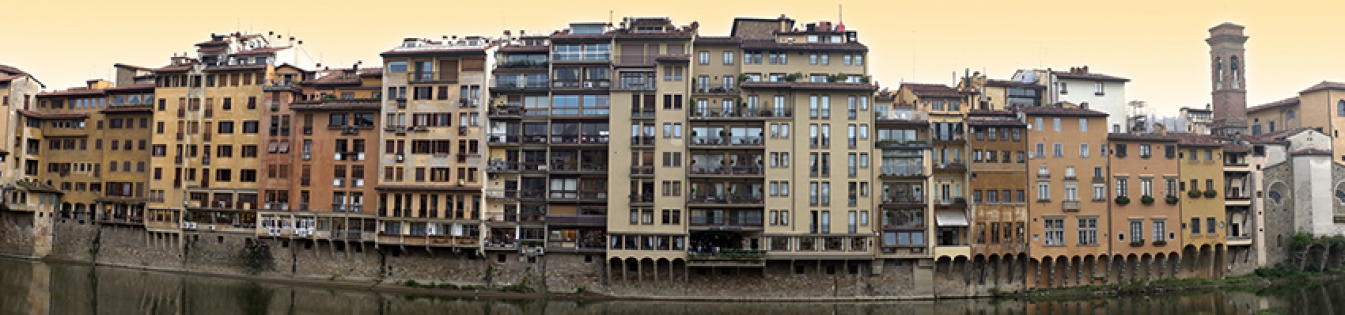 Florence Panoramic of the banks of the Arno.