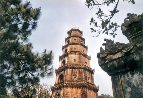 Pagode de la Dame Céleste Heavenly Lady Pagoda