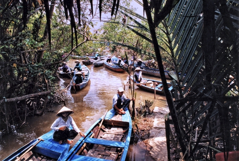Dans les méandres du Mékong En los meandros del Mekong.